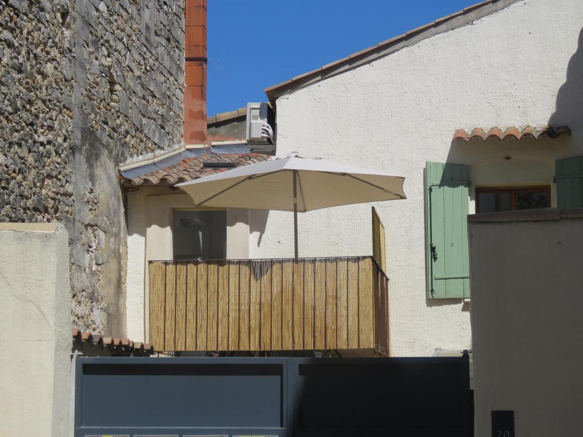 Appartement Centre Historique Avec Terrasse Au Porte De La Camargue Saint-Gilles (Gard) Exterior foto